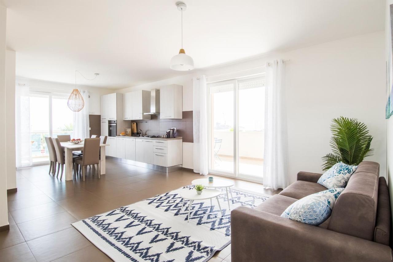 Casa Tiziana - Apulianstay Group モノーポリ エクステリア 写真